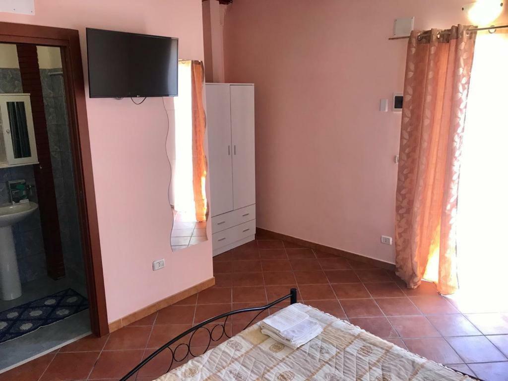 B&B Teodora Gaggi Exterior foto